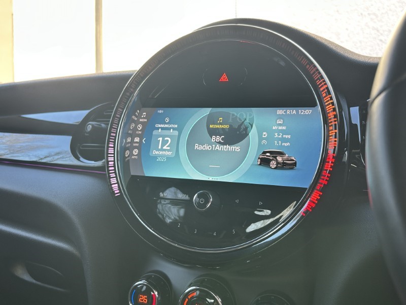 2022 (71) MINI HATCHBACK 1.5 Cooper Sport 5dr Auto 4870711