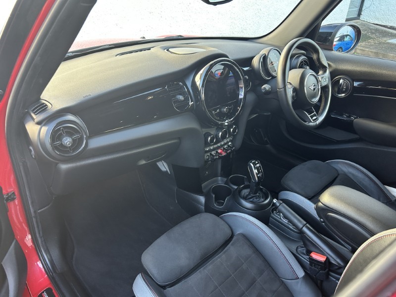 2022 (71) MINI HATCHBACK 1.5 Cooper Sport 5dr Auto 4870702