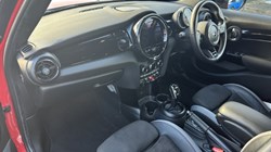 2022 (71) MINI HATCHBACK 1.5 Cooper Sport 5dr Auto 4870702