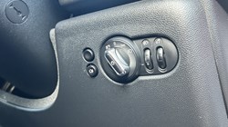 2022 (71) MINI HATCHBACK 1.5 Cooper Sport 5dr Auto 4870696