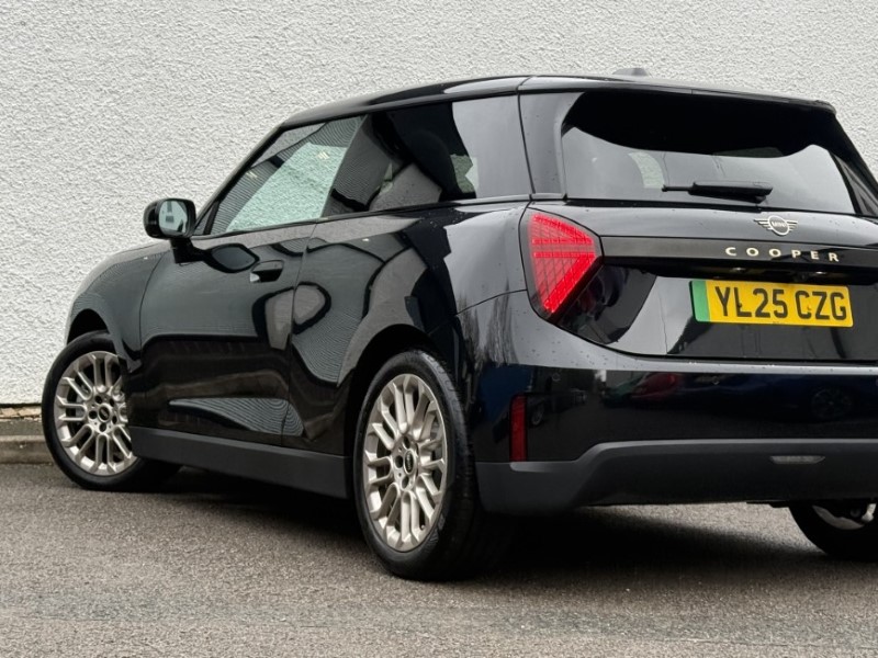 2025 (25) MINI HATCHBACK 135kW Cooper S Level 2 33kWh 3dr Auto 5035092