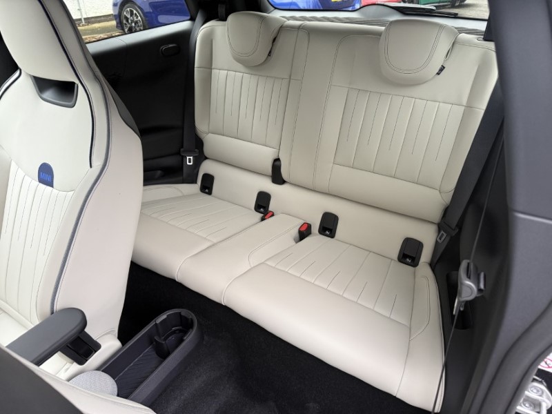 2025 (25) MINI HATCHBACK 135kW Cooper S Level 2 33kWh 3dr Auto 5035071