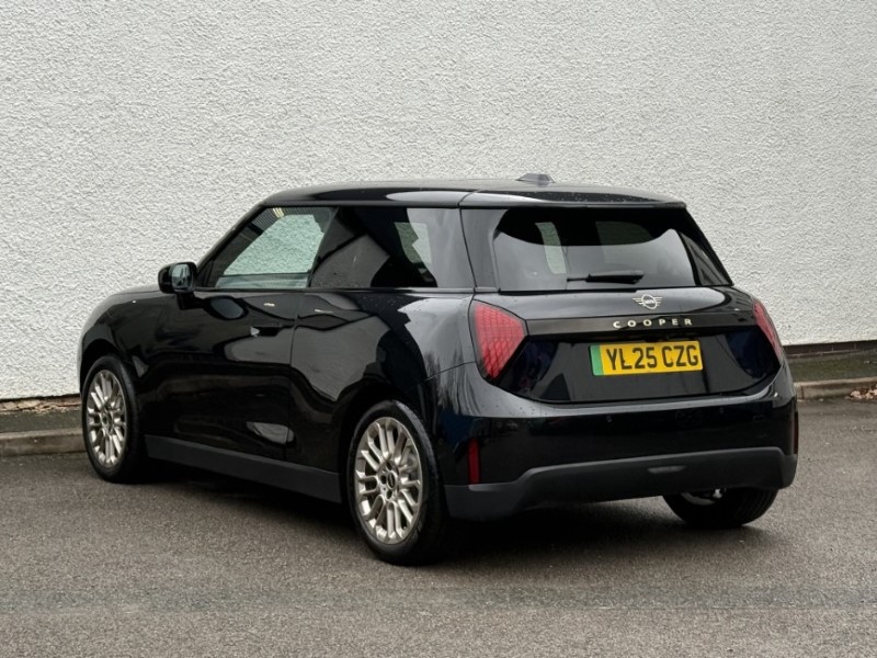 2025 (25) MINI HATCHBACK 135kW Cooper S Level 2 33kWh 3dr Auto
