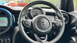 2020 (69) MINI HATCHBACK 1.5 Cooper Sport II 5dr Auto 4888054