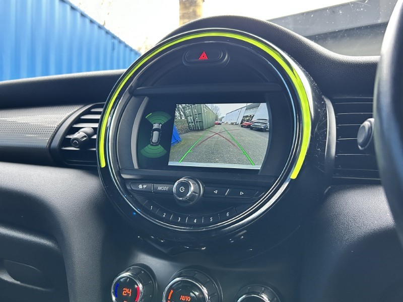 2020 (69) MINI HATCHBACK 1.5 Cooper Sport II 5dr Auto 4888026