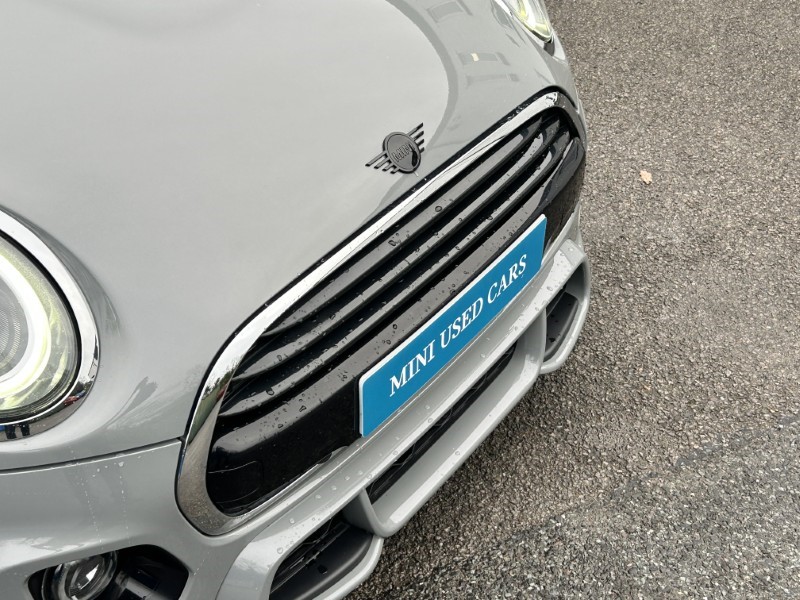 2020 (69) MINI HATCHBACK 1.5 Cooper Sport II 5dr Auto 4888047