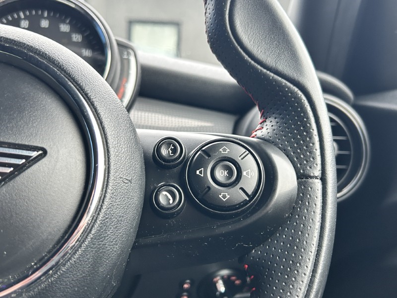 2020 (69) MINI HATCHBACK 1.5 Cooper Sport II 5dr Auto 4888022