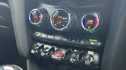 2020 (69) MINI HATCHBACK 1.5 Cooper Sport II 5dr Auto 4888024