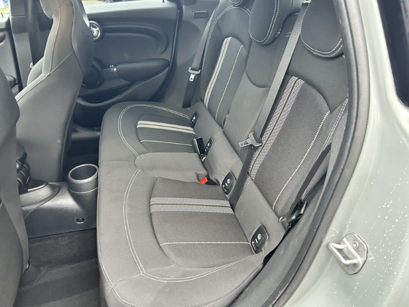 2020 (69) MINI HATCHBACK 1.5 Cooper Sport II 5dr Auto 4888056