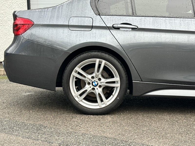 2018 (68) BMW 3 SERIES 320d xDrive M Sport 4dr Step Auto 4888086