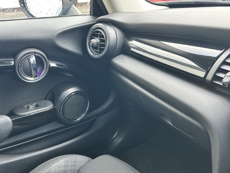 2017 (17) MINI HATCHBACK 1.5 Cooper 3dr 4945241