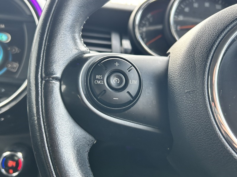 2017 (17) MINI HATCHBACK 1.5 Cooper 3dr 4945235