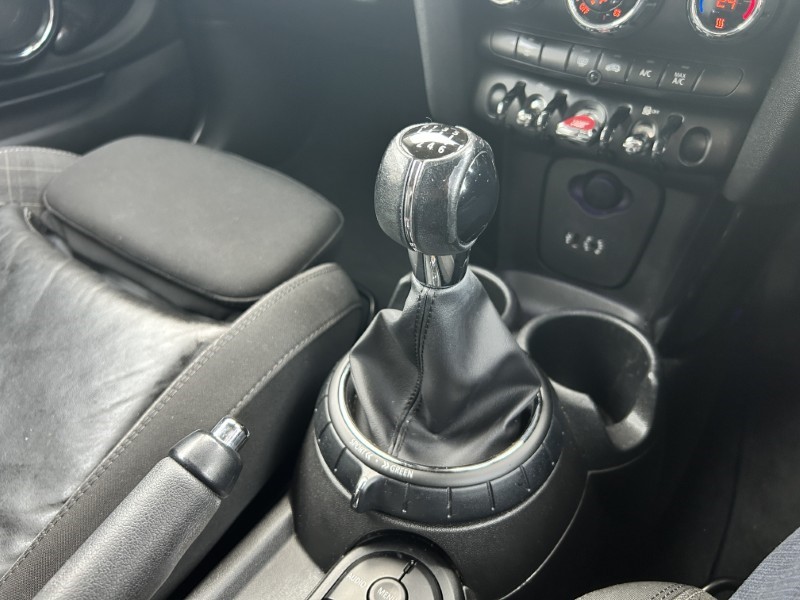 2017 (17) MINI HATCHBACK 1.5 Cooper 3dr 4945231