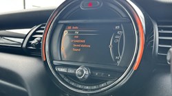 2017 (17) MINI HATCHBACK 1.5 Cooper 3dr 4945238