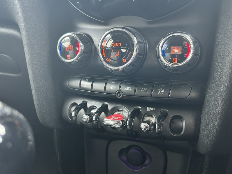 2017 (17) MINI HATCHBACK 1.5 Cooper 3dr 4945233