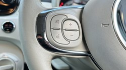 2019 (19) FIAT 500 1.2 Lounge 2dr 4911966