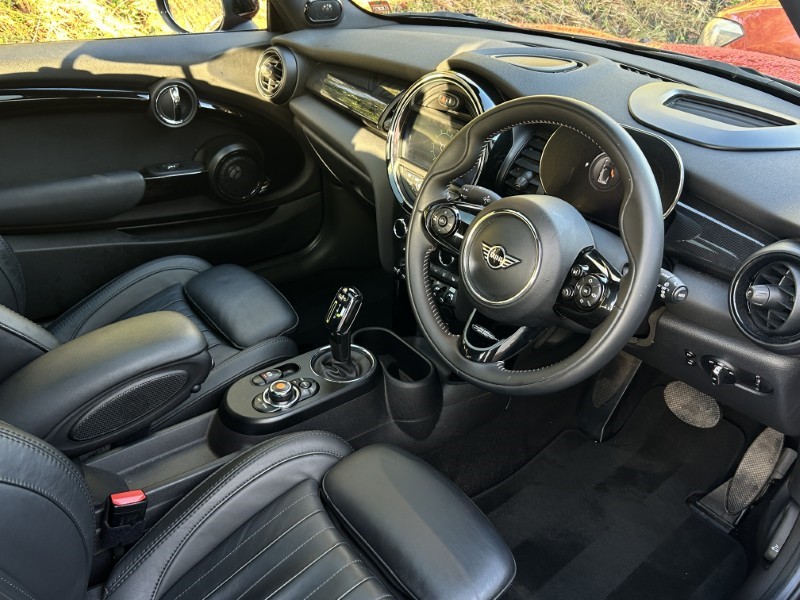 2020 (70) MINI HATCHBACK 135kW Cooper S Level 3 33kWh 3dr Auto 4925328