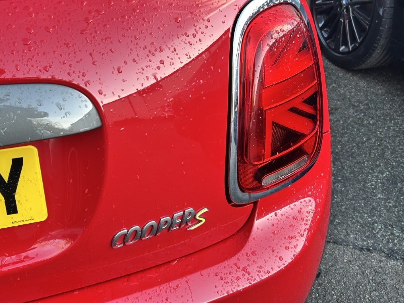 2020 (70) MINI HATCHBACK 135kW Cooper S Level 3 33kWh 3dr Auto 4925311