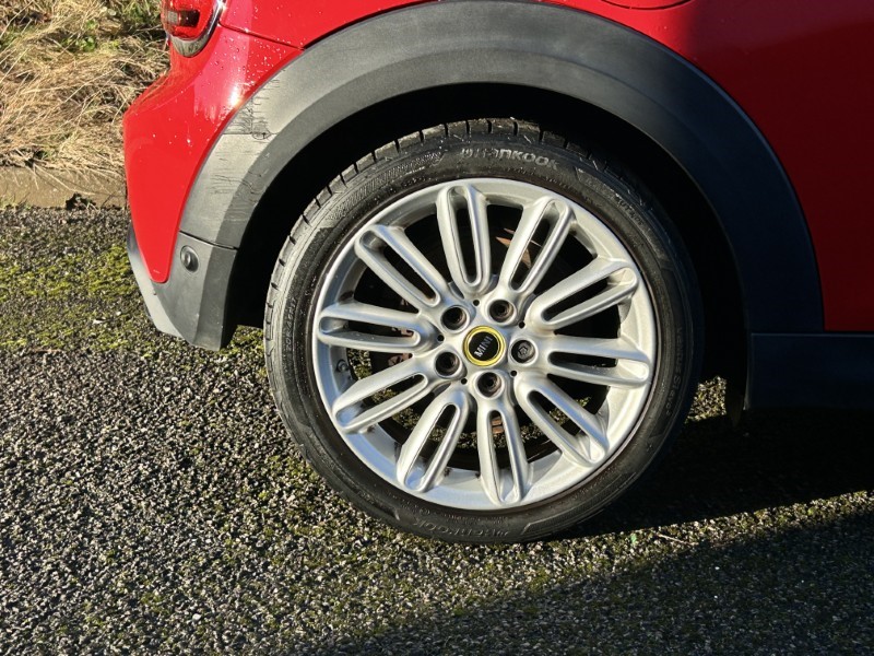 2020 (70) MINI HATCHBACK 135kW Cooper S Level 3 33kWh 3dr Auto 4925331