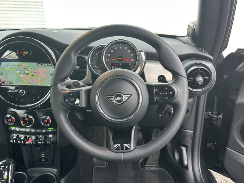 2023 (72) MINI CONVERTIBLE 2.0 Cooper S Exclusive 2dr Auto 4933068