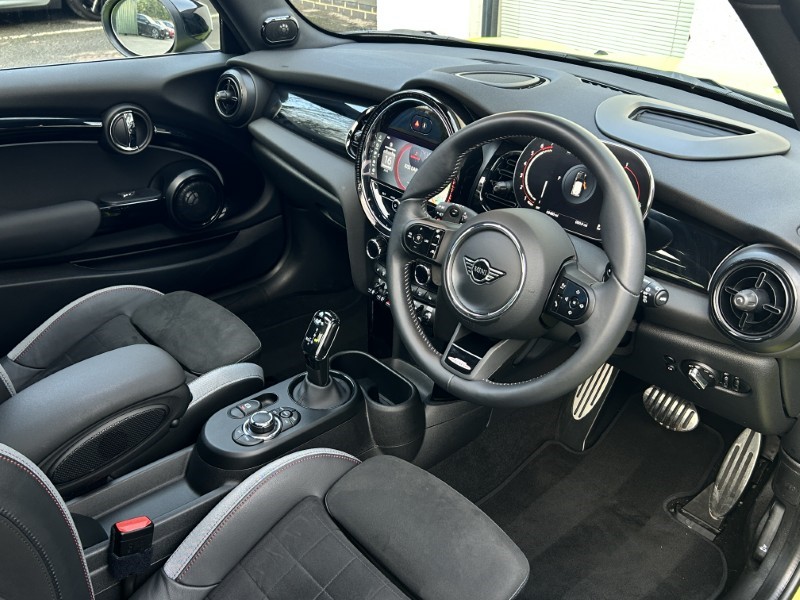 2024 (73) MINI COOPER 2.0 John Cooper Works 3dr Auto 4879809