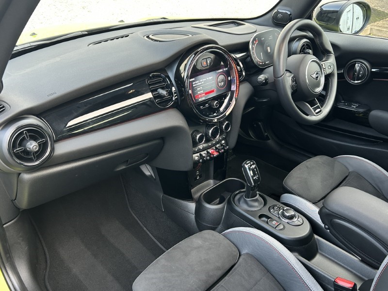 2024 (73) MINI COOPER 2.0 John Cooper Works 3dr Auto 4879816