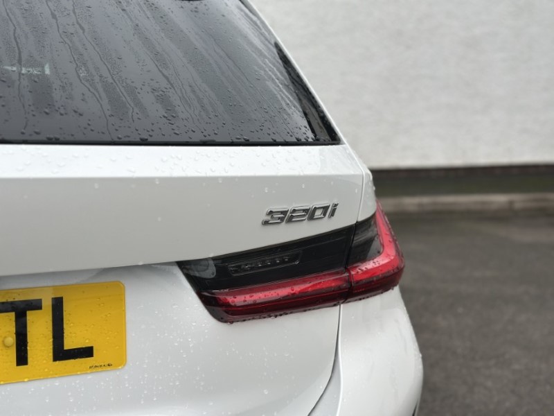 2023 (23) BMW 3 SERIES 320i M Sport 5dr Step Auto 4887535