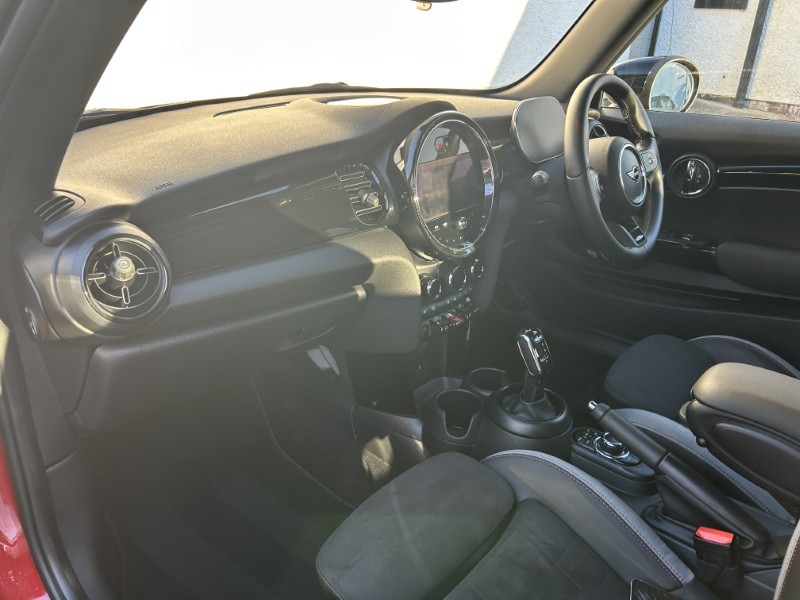 2023 (73) MINI HATCHBACK 1.5 Cooper Sport 3dr Auto 4917505