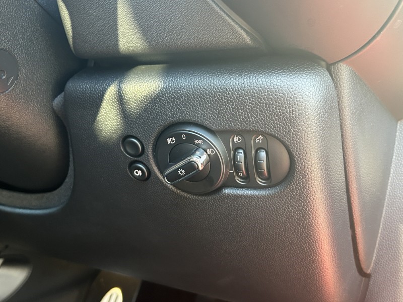 2023 (73) MINI HATCHBACK 1.5 Cooper Sport 3dr Auto 4917502