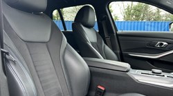 2023 (73) BMW 3 SERIES 320i M Sport 5dr Step Auto 4932968