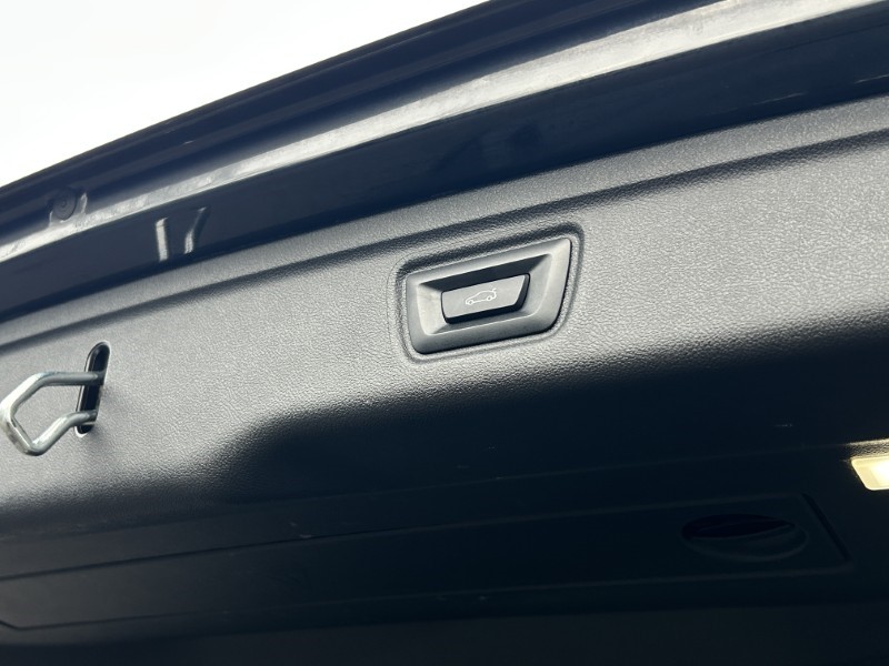 2023 (73) BMW 3 SERIES 320i M Sport 5dr Step Auto 4932972