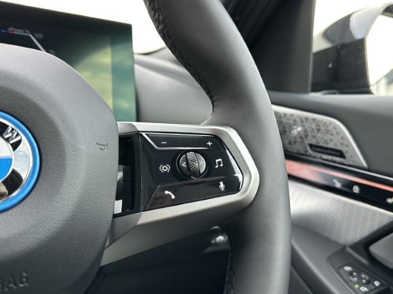 2025 (75) BMW I5 250kW eDr40 M Sport Pro 84kWh 5dr Auto Tech PLUS/Comf PLUS 4901530