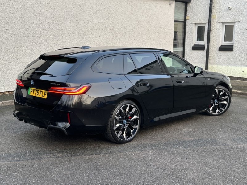 2025 (75) BMW I5 250kW eDr40 M Sport Pro 84kWh 5dr Auto Tech PLUS/Comf PLUS 4901488