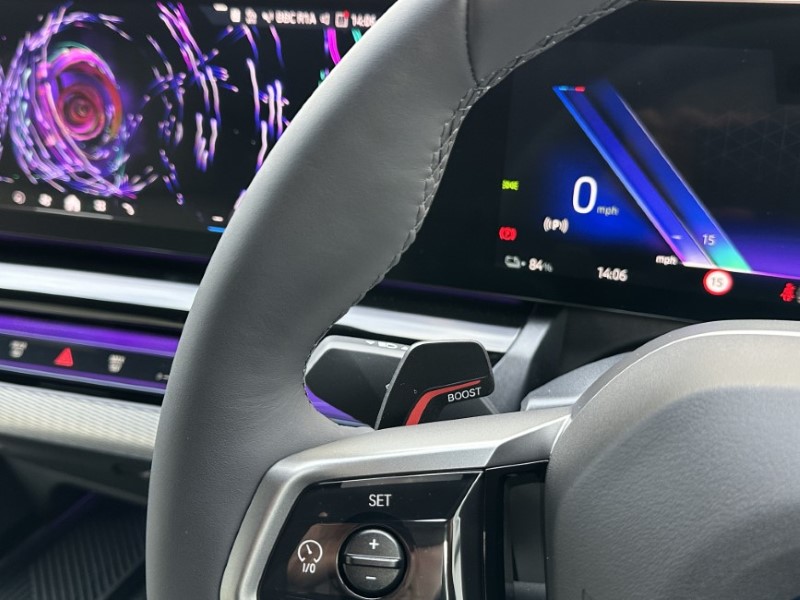 2025 (75) BMW I5 250kW eDr40 M Sport Pro 84kWh 5dr Auto Tech PLUS/Comf PLUS 4901537