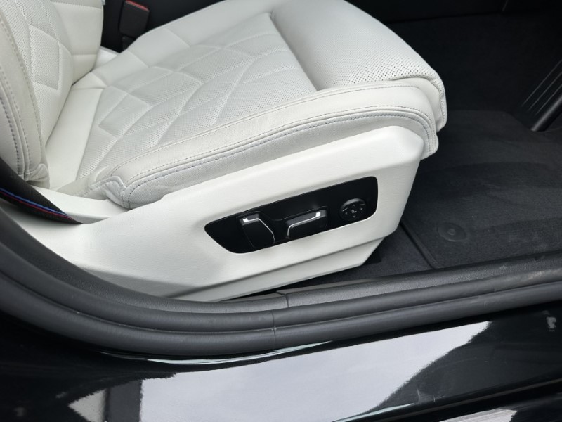 2025 (75) BMW I5 250kW eDr40 M Sport Pro 84kWh 5dr Auto Tech PLUS/Comf PLUS 4901514