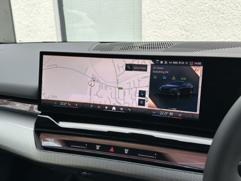 2025 (75) BMW I5 250kW eDr40 M Sport Pro 84kWh 5dr Auto Tech PLUS/Comf PLUS 4901518