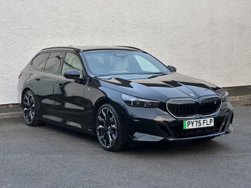 2025 (75) BMW I5 250kW eDr40 M Sport Pro 84kWh 5dr Auto Tech PLUS/Comf PLUS