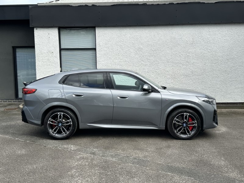 2025 (75) BMW iX2 150kW eDrive20 Shadow Ed 65kWh 5dr Auto [22kWCh] 5218298