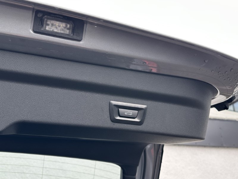2025 (75) BMW iX2 150kW eDrive20 Shadow Ed 65kWh 5dr Auto [22kWCh] 5218309
