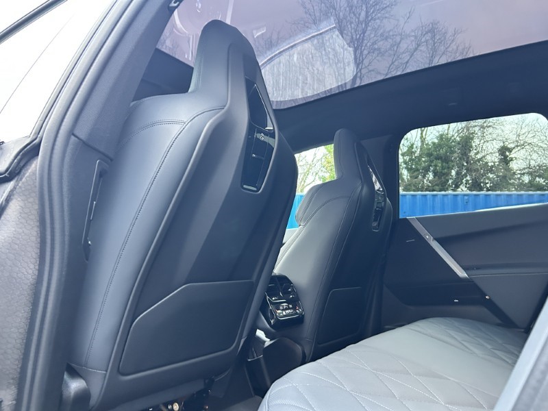 2025 (75) BMW iX 485kW M70 xDrive 112kWh 5dr Auto [Tech/Skylounge] 4911524