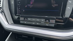 2019 (19) VOLKSWAGEN TOUAREG 3.0 V6 TDI 4Motion R-Line 5dr Tip Auto 4931610