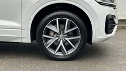 2019 (19) VOLKSWAGEN TOUAREG 3.0 V6 TDI 4Motion R-Line 5dr Tip Auto 4931639