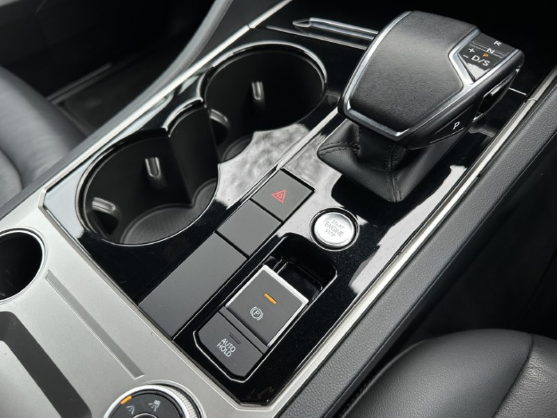 2019 (19) VOLKSWAGEN TOUAREG 3.0 V6 TDI 4Motion R-Line 5dr Tip Auto 4931614