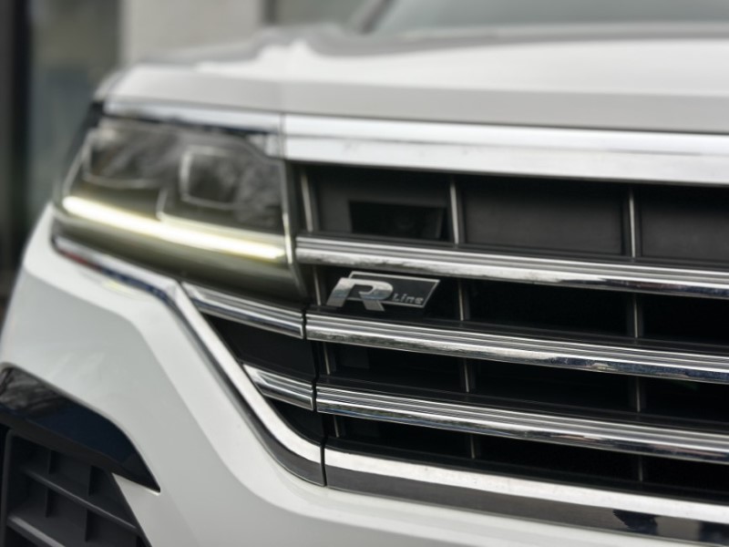 2019 (19) VOLKSWAGEN TOUAREG 3.0 V6 TDI 4Motion R-Line 5dr Tip Auto 4931648