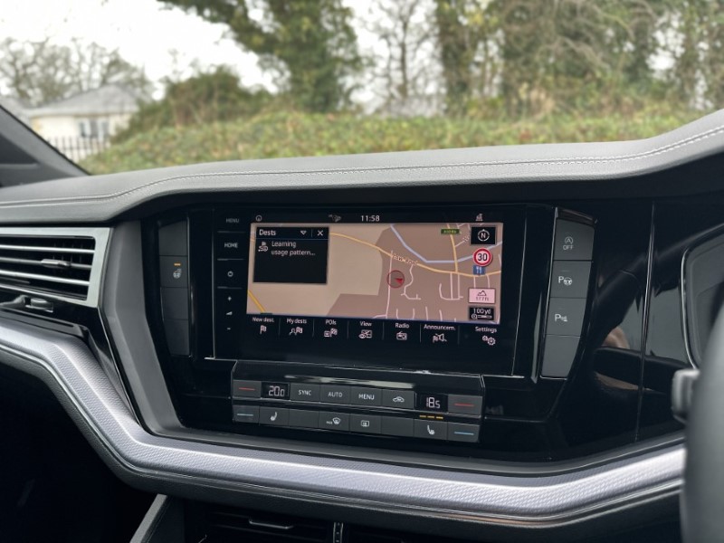 2019 (19) VOLKSWAGEN TOUAREG 3.0 V6 TDI 4Motion R-Line 5dr Tip Auto 4931608