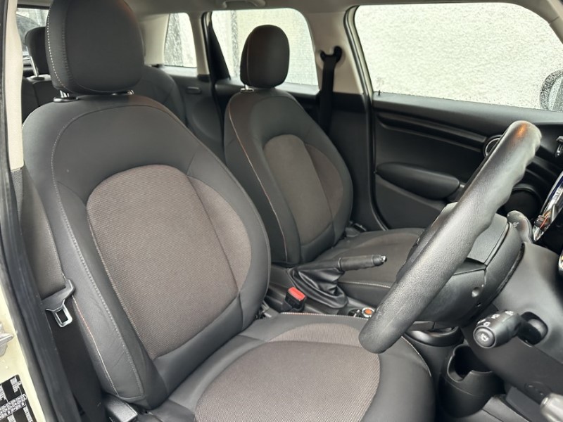 2018 (68) MINI HATCHBACK 1.5 Cooper II 5dr 4980416