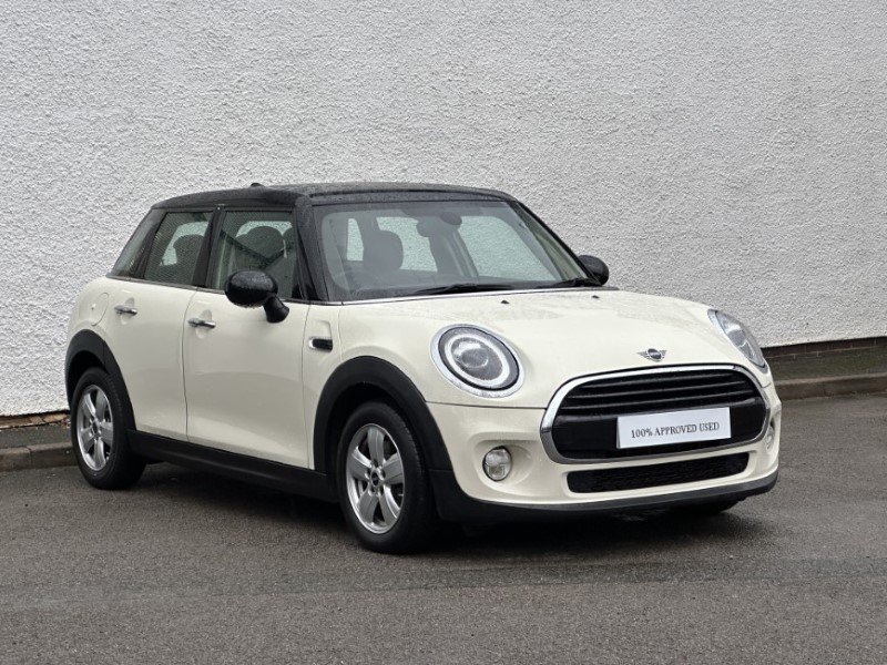 2018 (68) MINI HATCHBACK 1.5 Cooper II 5dr 4980426