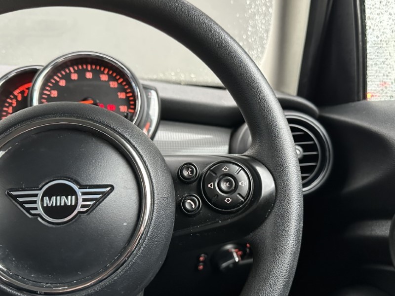 2018 (68) MINI HATCHBACK 1.5 Cooper II 5dr 4980407