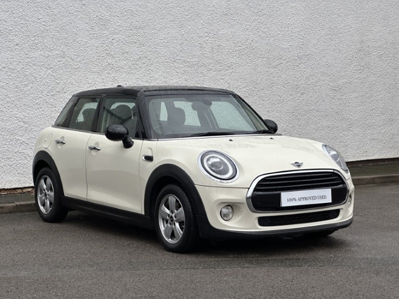 2018 (68) MINI HATCHBACK 1.5 Cooper II 5dr 4980425