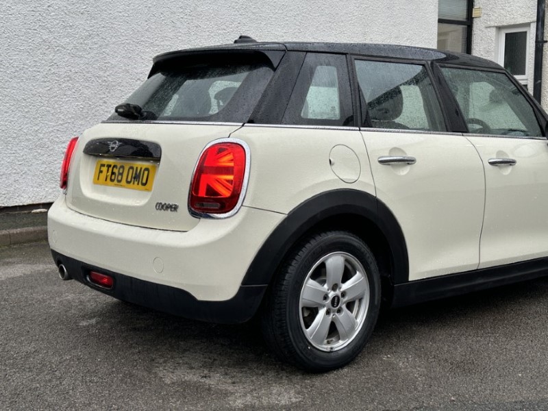 2018 (68) MINI HATCHBACK 1.5 Cooper II 5dr 4980419